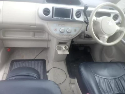 TOYOTA PORTE