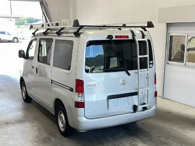 TOYOTA LITE ACE VAN