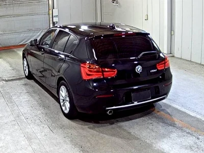BMW 1 SERIES