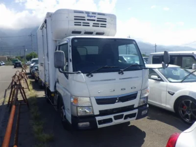 MITSUBISHI CANTER