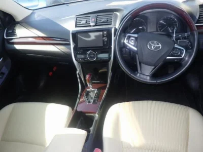 TOYOTA PREMIO