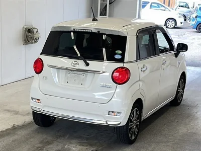 DAIHATSU CAST