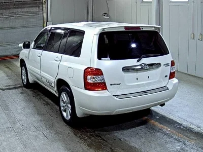 TOYOTA KLUGER