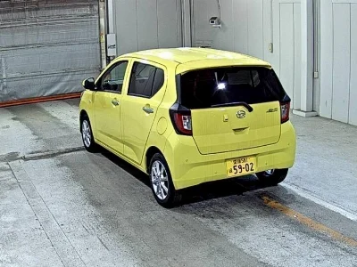 DAIHATSU MIRA E S