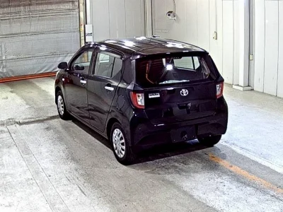 TOYOTA PIXIS EPOCH
