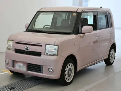 DAIHATSU MOVE CONTE