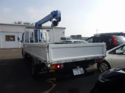 MITSUBISHI CANTER