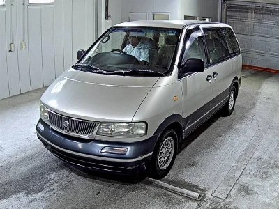 NISSAN LARGO