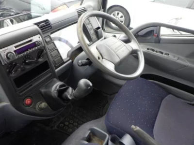 MITSUBISHI CANTER