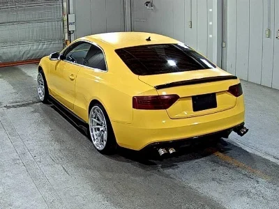 AUDI S5
