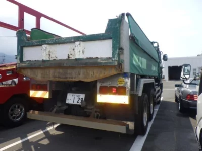 ISUZU GIGA