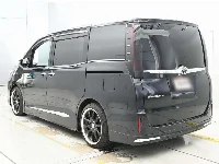 Цена авто Toyota Esquire с аукционов Японии, номер кузова ZRR85G, пробег 204 000, оценка 4