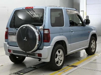 MITSUBISHI PAJERO MINI