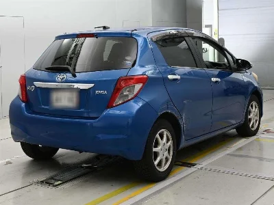 TOYOTA VITZ