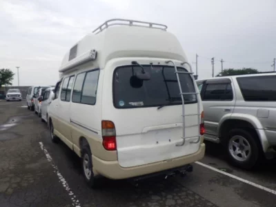TOYOTA GRANVIA