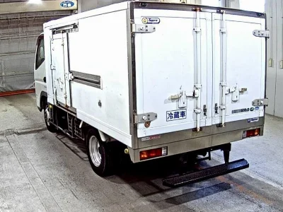 MITSUBISHI CANTER
