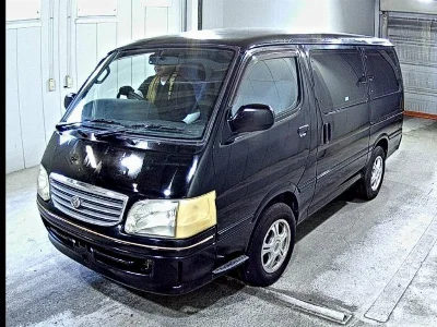 TOYOTA HIACE