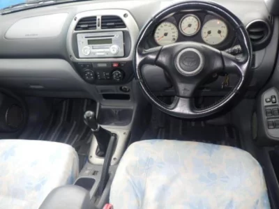 TOYOTA RAV4 J