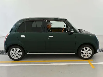 DAIHATSU MIRA