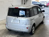 Цена авто Toyota Sienta с аукционов Японии, номер кузова NCP81G, пробег 99 000, оценка 6