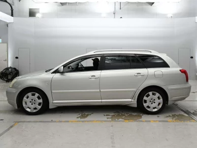 TOYOTA AVENSIS WAGON