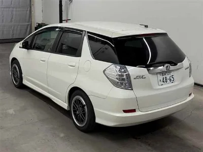 HONDA FIT SHUTTLE