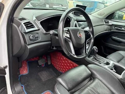 CADILLAC SRX CROSSOVER
