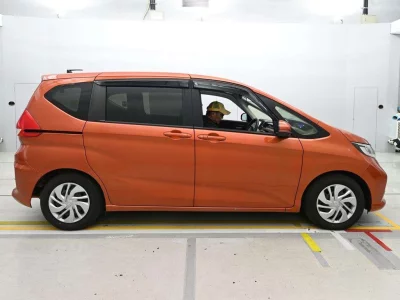 HONDA FREED+
