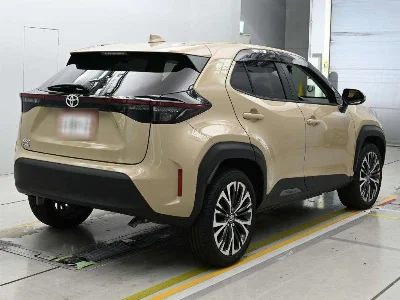 TOYOTA YARIS CROSS