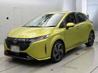 NISSAN AURA