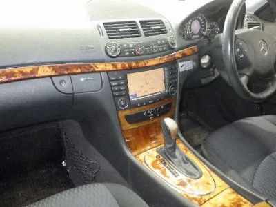 MERCEDES BENZ E CLASS