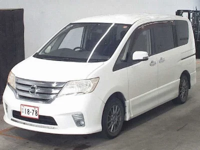 NISSAN SERENA