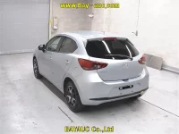 Цена авто Mazda Mazda2 с аукционов Японии, номер кузова DJLFS, пробег 15 000, оценка 6