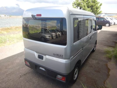 DAIHATSU HIJET VAN