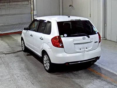 MAZDA VERISA