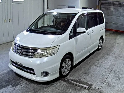 NISSAN SERENA