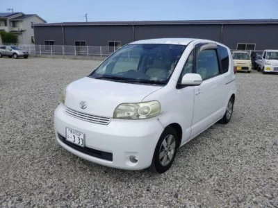 TOYOTA PORTE