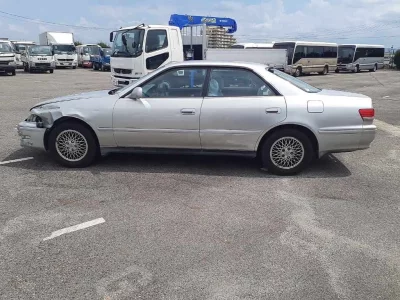 TOYOTA MARK II