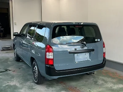 TOYOTA SUCCEED