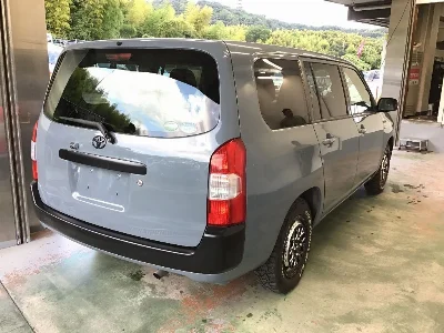 TOYOTA SUCCEED