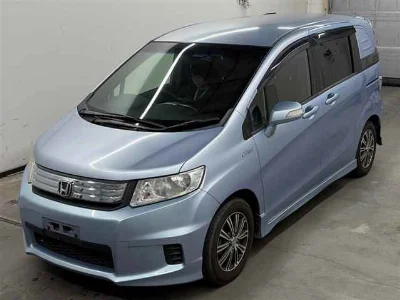 HONDA FREED SPIKE