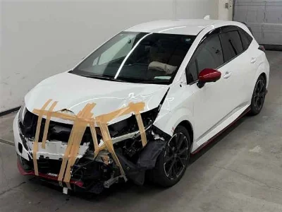 NISSAN AURA