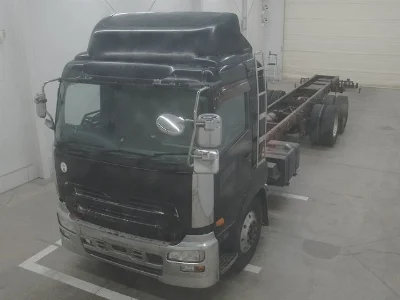 NISSAN UD