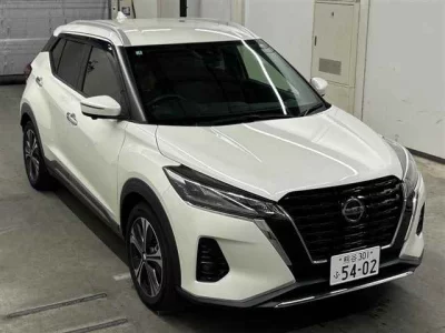 NISSAN KICKS