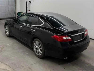 NISSAN FUGA