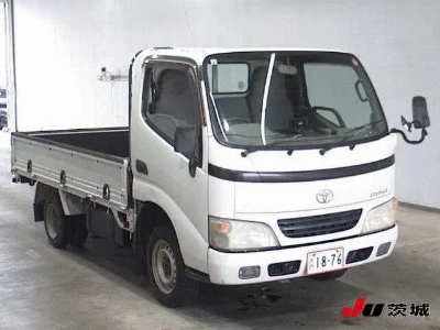 TOYOTA DYNA
