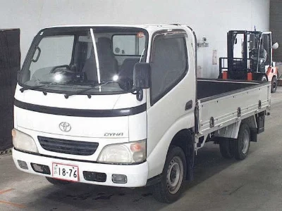 TOYOTA DYNA