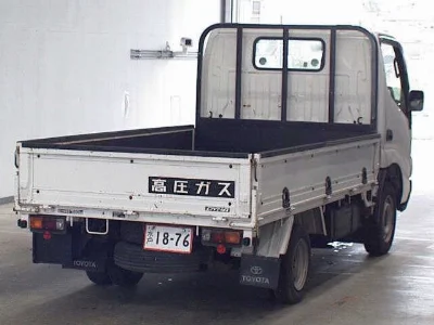 TOYOTA DYNA