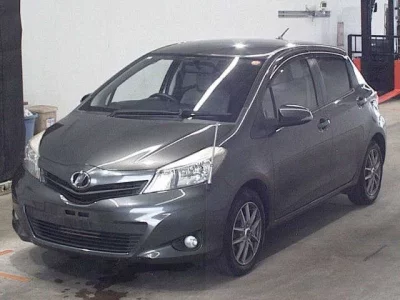 TOYOTA VITZ