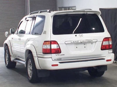TOYOTA LAND CRUISER